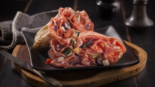 Sanduíche de Mortadela Defumada Grego