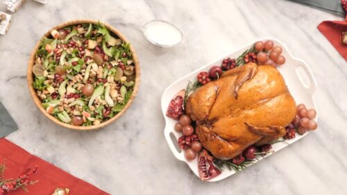 Ave de Natal Recheada e Salada de Maçã, Uva e Romã