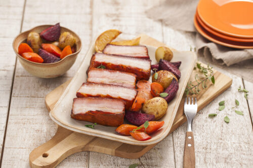 Barriga Grelhada com Cenoura, Cebola, Batata e Beterraba