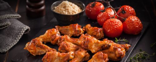 Coxinha da Asa com Tomates Assados e Farofa Crocante