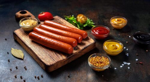 Petiscos com salsicha para sua noite: delícias simples e saborosas
