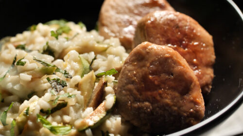 Risoto de Abobrinha com Medalhão de Filé Mignon Suíno