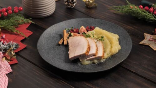 Pernil Assado com Purê de Maçã