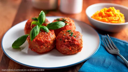 Almôndegas de patinho ao molho de tomate