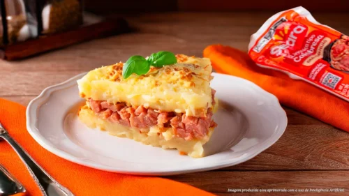 Escondidinho de batata com calabresa