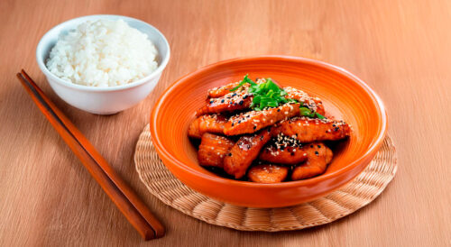 Dakgangjeong: Frango crocante e picante
