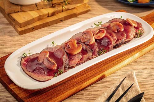 O que é rosbife? Veja o que é e como fazer esse clássico