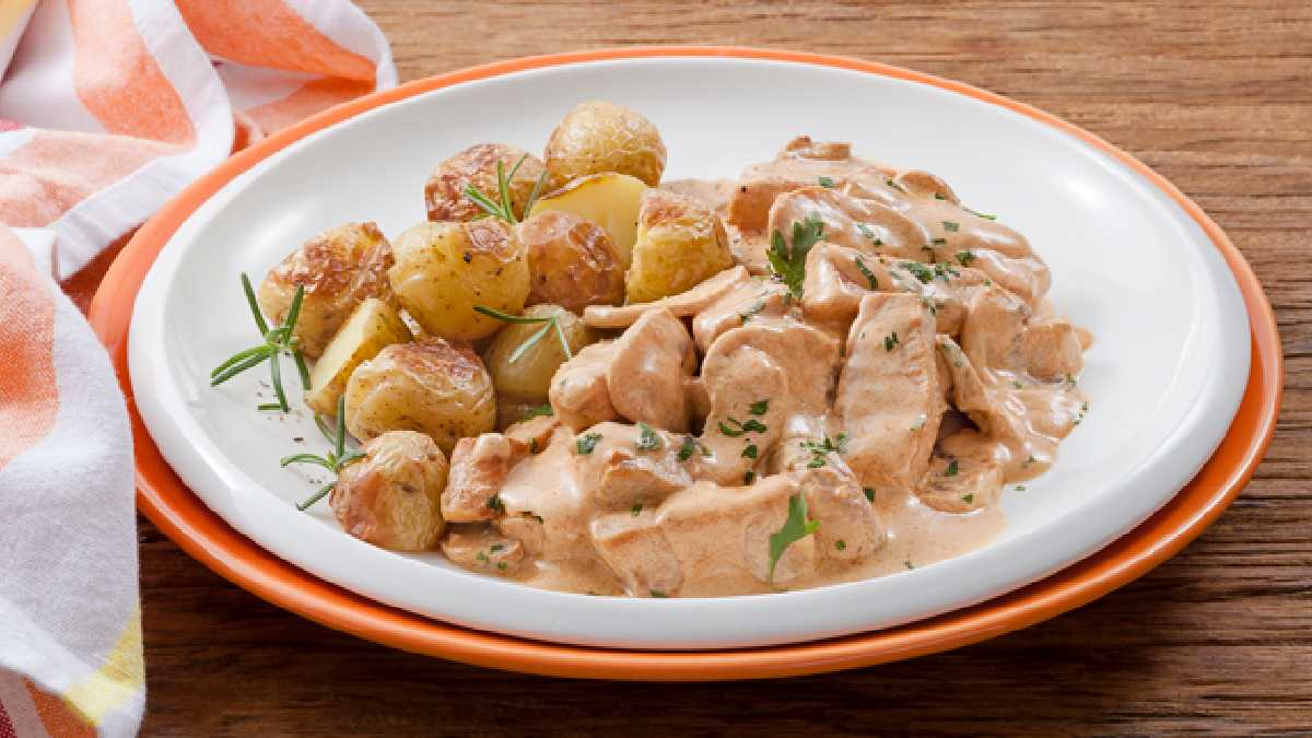 Strogonoff de Lombo Suíno