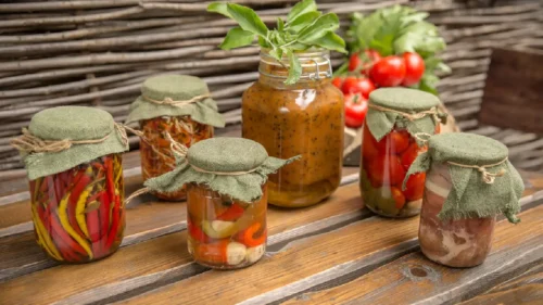 Aprenda a fazer conserva de legumes com salada seleta 