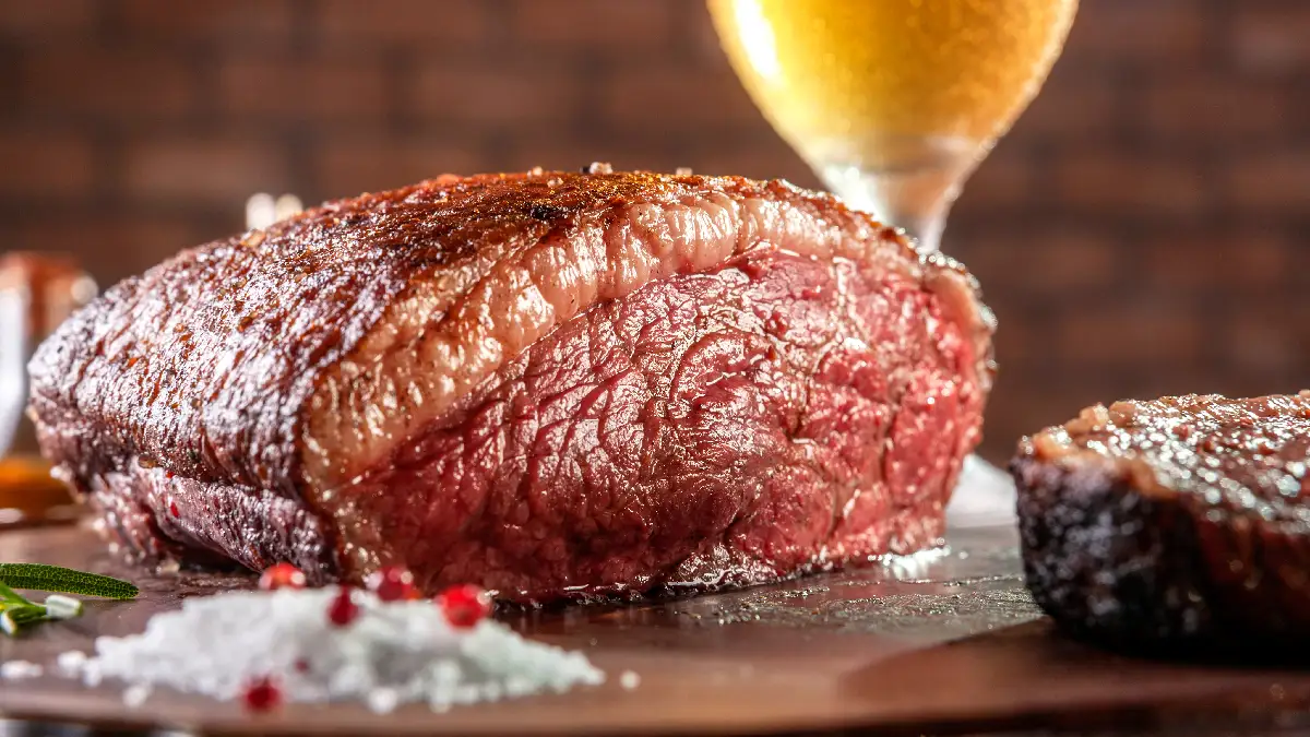Qual é melhor, baby beef ou picanha?