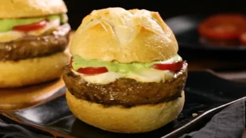 Picanha Burger com Maionese de Rúcula