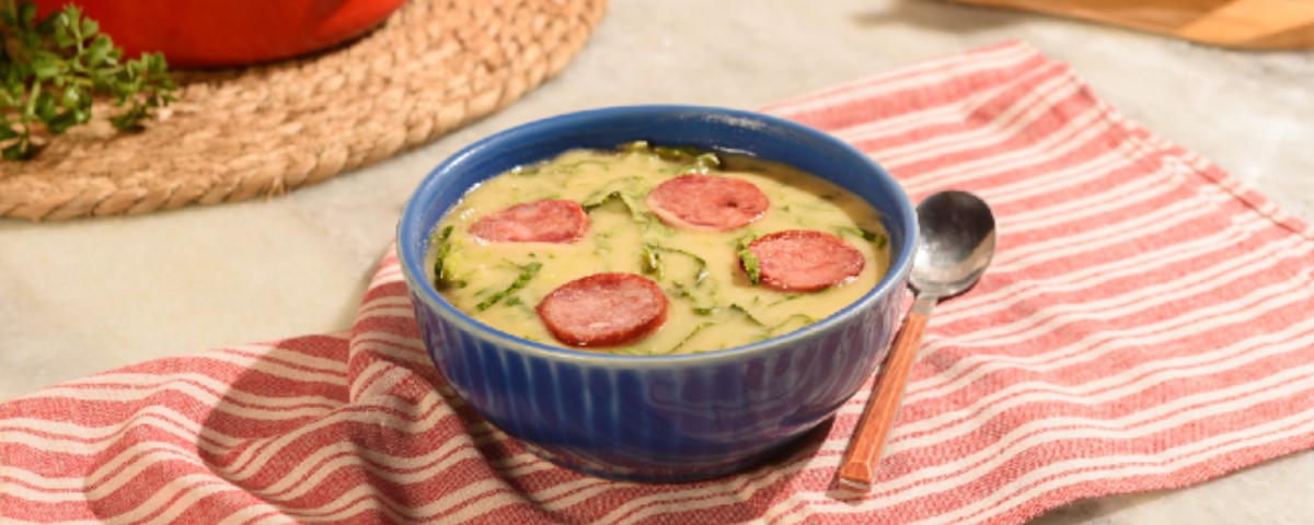 Caldo de Batata com Calabresa