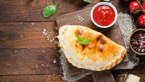 Panzerotti Alla Abruzzese (Calzone)