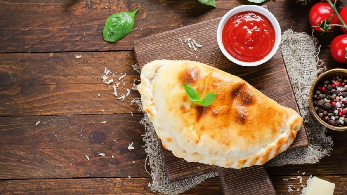 Panzerotti Alla Abruzzese (Calzone)