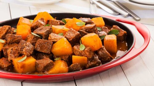 Como deixar a carne de panela suculenta e com caldo grosso sem usar farinha