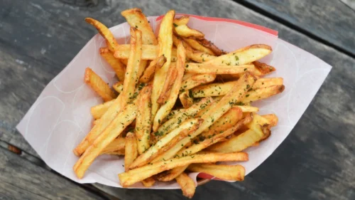 Como fazer batata frita com batata normal
