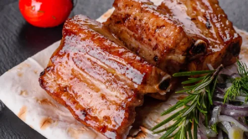 Cozido de Costela Suína com Mandioca