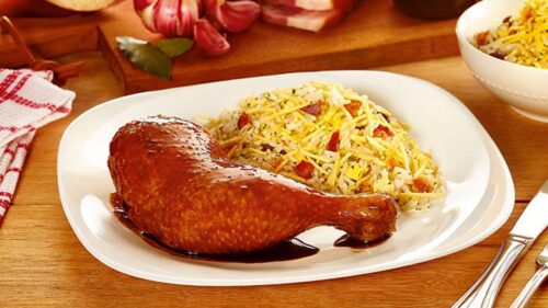 Coxa e Sobrecoxa de Frango na Cerveja com Arroz Biro Biro