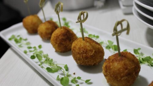 Croquetas de Costela com Geleia Cupuaçu