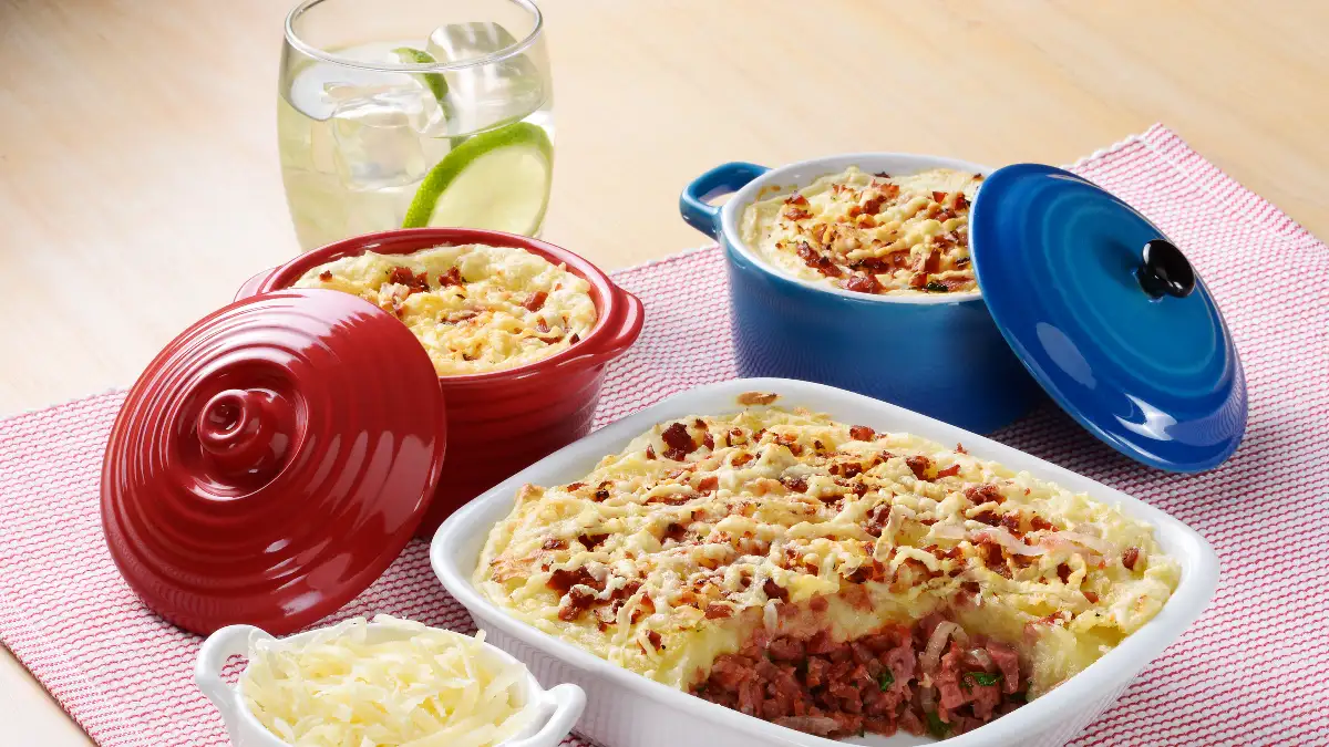 Escondidinho de Calabresa com Mandioca