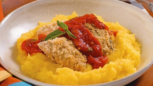 Filé de Frango Empanado com Purê de Batata