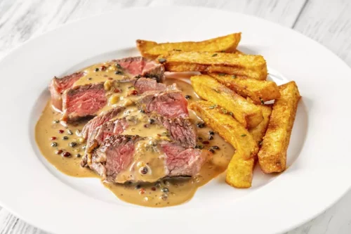Filet au poivre: um clássico francês com mignon delicioso