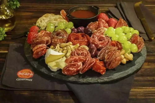 Como fazer flor de salame para tábua de frios? Passo a passo