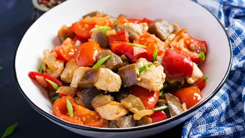 Frango com berinjela