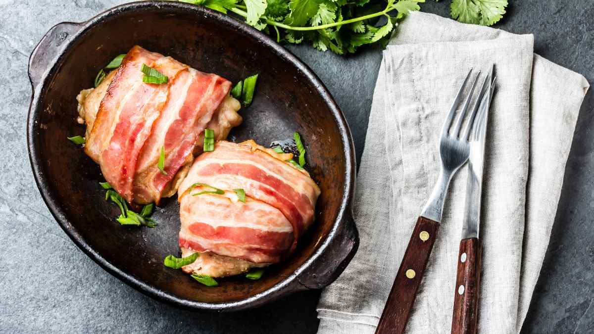 Frango com Molho de Iogurte e Bacon