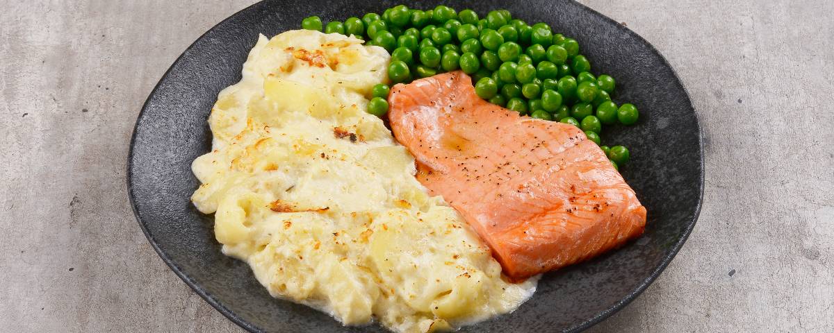 Truta com Gratin de Batata e Ervilhas