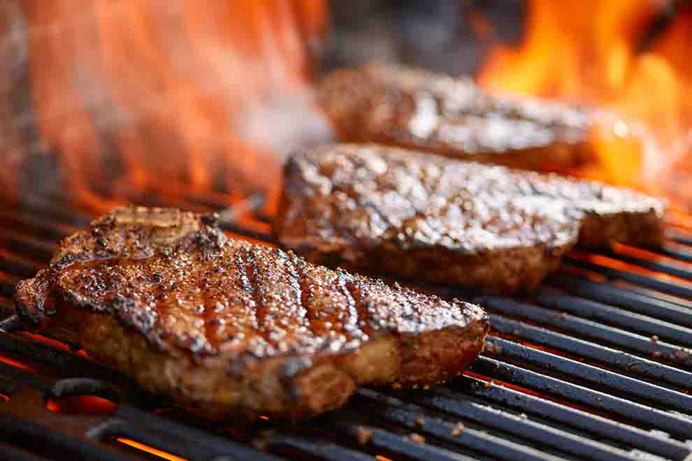 Veja como fazer churrasco na grelha argentina e vantagens