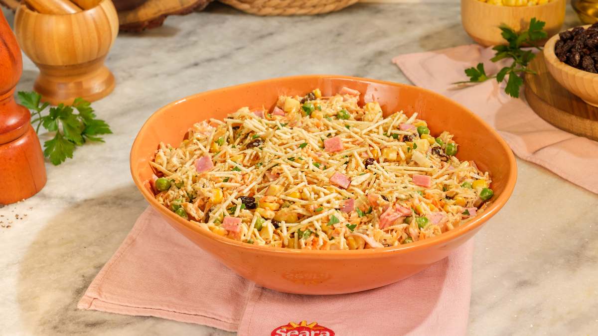 Salpicão de frango combina com o que? 12 opções de pratos para servir junto