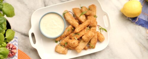 Isca de Peixe com Molho Tártaro