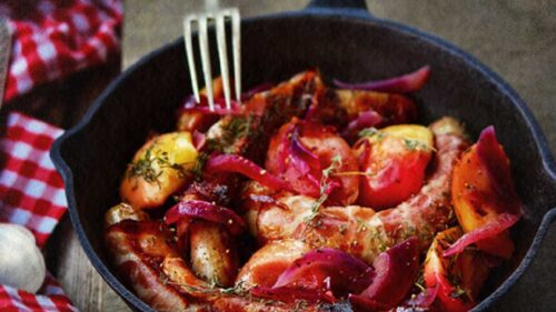 Linguiça Assada com Sobrepaleta de Porco, Maçã e Vagem Salteada