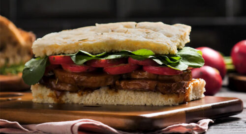 Lombo de Porco com Molho Barbecue no Sanduíche de Focaccia