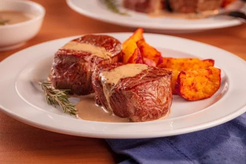Filé mignon: 3 ideias de acompanhamento para carne