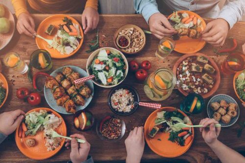 Almoço de Dia das Mães: entenda como reaproveitar as sobras