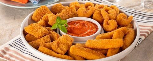 Trio de Empanados Seara com Molho de Pimentão Assado (Muhammara)