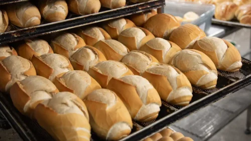 Pão francês fresquinho: esse é o segredo para conservar por muito mais tempo