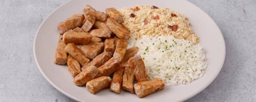 Pernil com Farofa de Bacon e Arroz