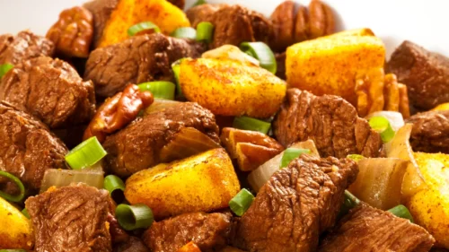 Picadinho de Fraldinha com Pão Torrado