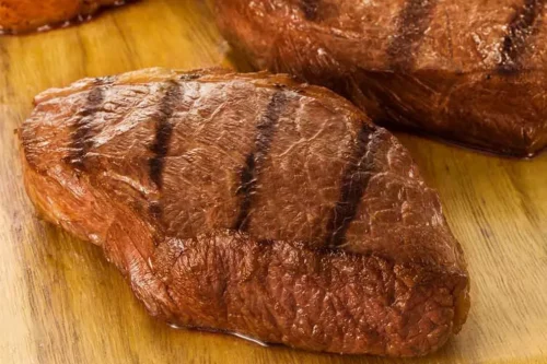 Picanha no espeto ou na grelha? Veja qual é o melhor preparo