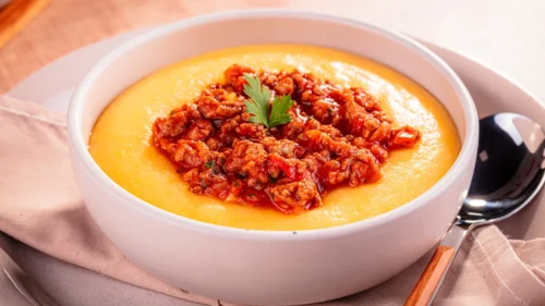 Polenta com Carne Moída