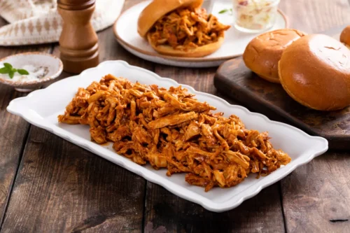 Como fazer o frango desfiado cremoso perfeito? Confira!