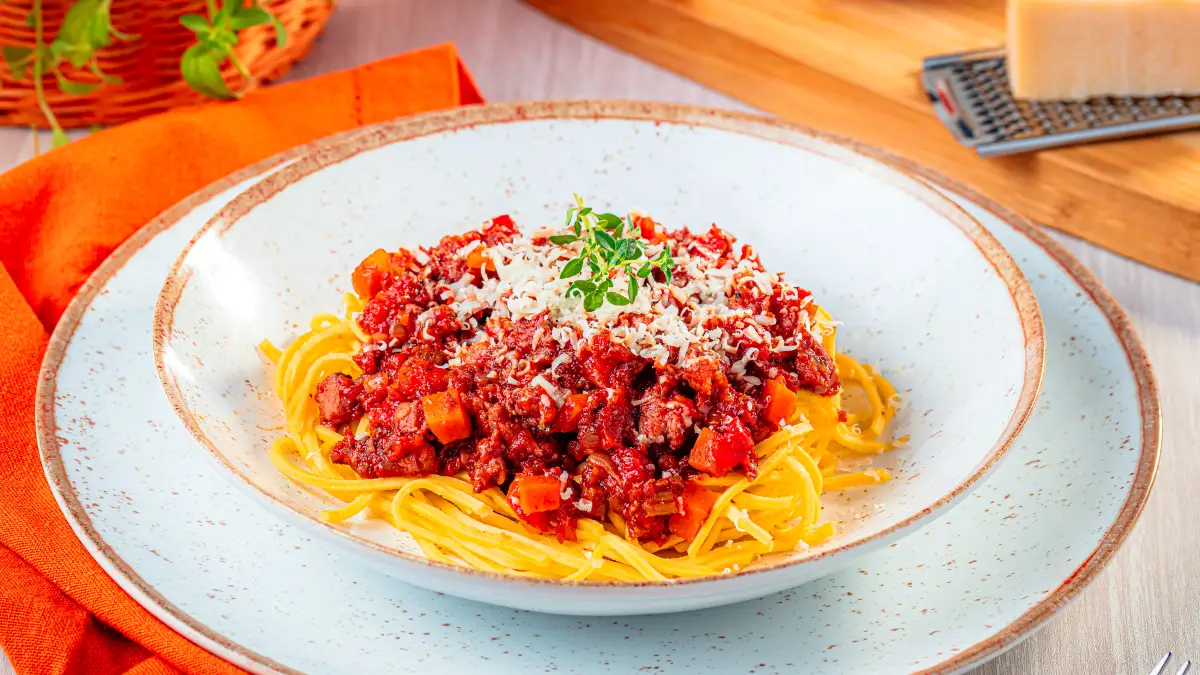 Ragu de linguiça: 5 opções de prato para usar a receita