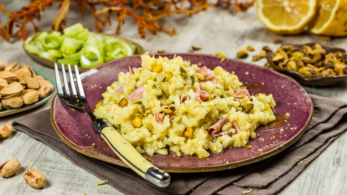 Risoto de Mortadela Italiana com Pistache e Alho-Poró