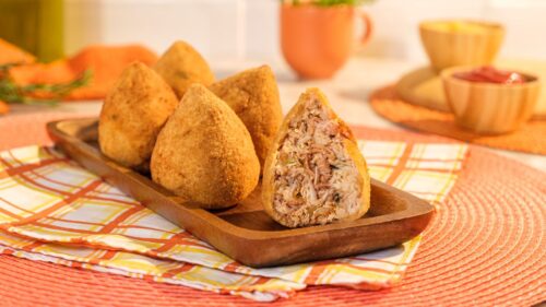 10 receitas de salgadinhos fritos para inovar nas comemorações