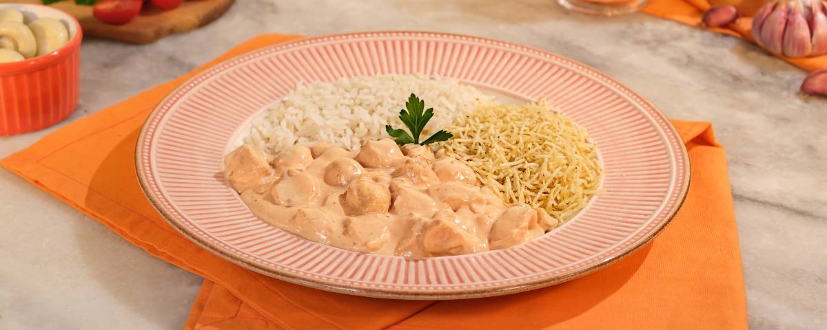Strogonoff de Frango Fácil