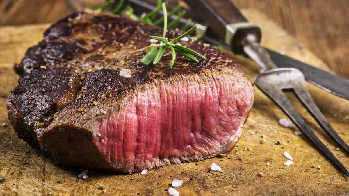 5 dicas para limpar a tábua de churrasco com mais facilidade