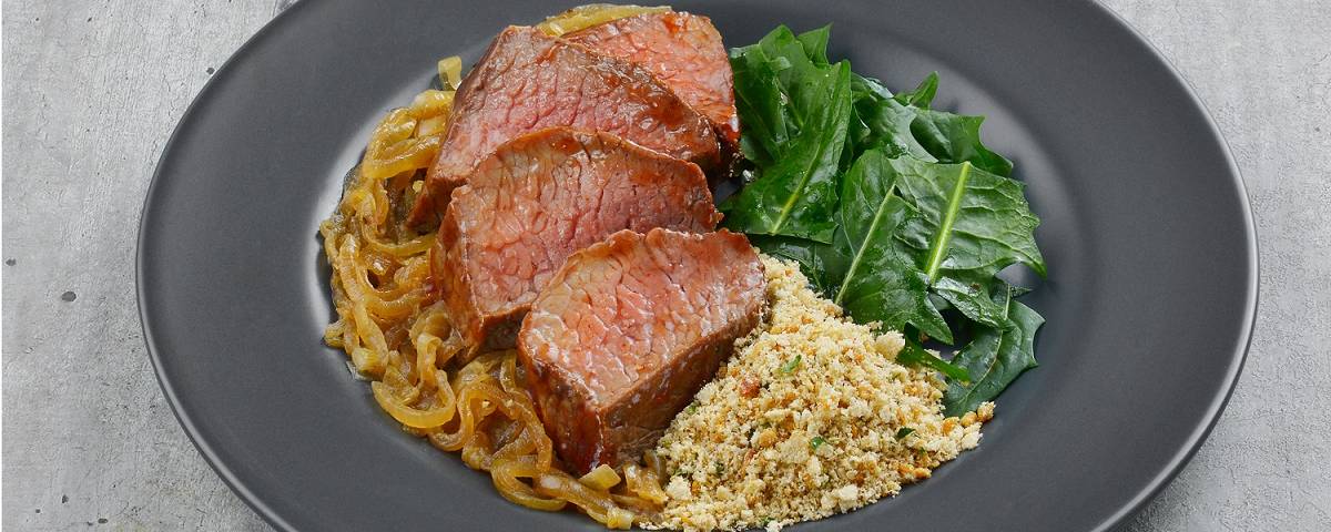Tender Steak com Cebolas Caramelizadas